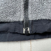 北面 Denali 夹克（男款，L 码，灰色）——已停产，难觅踪迹——符合欧美标准。尼龙抓绒外套。产品代码：z00054491。