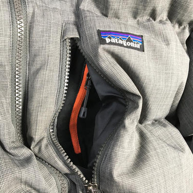 【Men's M グレー系】 Patagonia ( パタゴニア ) ダブル ダウン パーカ Doubledown Parka ダウン ジャケット フーディ 生産終了モデル 入手困難 28325 International Men's FGE Forge Grey - 【公式】2ndGEAR（セカンドギア）Webショップ【登山用品・アウトドア用品専門 買取販売店】