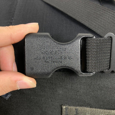 One Size Black 1997 Gregory Classic Daypack 26L Spectra Nylon with Silver Tag (Old Tag) Hard to Find Nylon Storage Backpack Capacity: 30L-54L