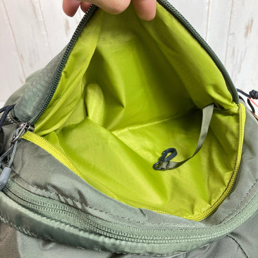 Gregory Zulu 20 LT Forage 绿色尼龙收纳背包/背包（均码，绿色） - 容量：高达 29 升（z00052664）