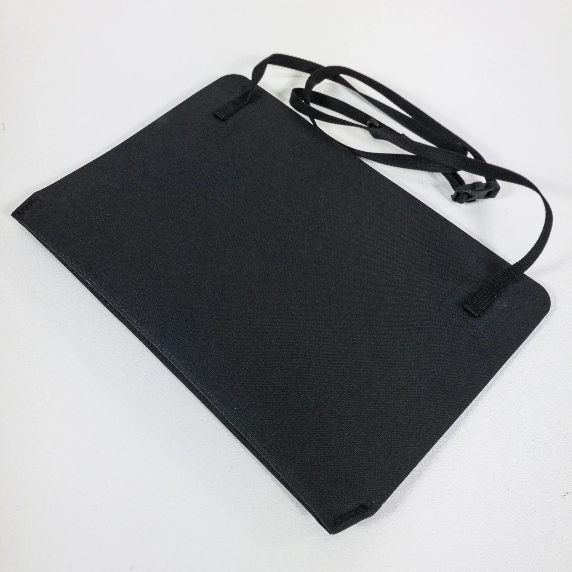 【OneSize ブラック系】 Snowpeak ( スノーピーク ) ドライ サコッシュ Dry Sacoche ポリエステル バッグ ストレージ サコッシュポーチ z00051236 サコッシュポーチ バッグ ストレージ - 【公式】2ndGEAR（セカンドギア）Webショップ【登山用品・アウトドア用品専門 買取販売店】