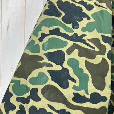 The North Face Scoop 夹克，男款 L 码，绿色。迷彩尼龙外套，硬壳夹克 (z00053870)。