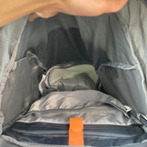 【Women's OneSize グリーン系】 Deuter ( ドイター ) フューチュラ 30 SL Futura 30 SL グラファイト / シェール ナイロン バッグ ストレージ バックパック 容量【30L～54L】 z00059292 グラファイト / シェール 容量【