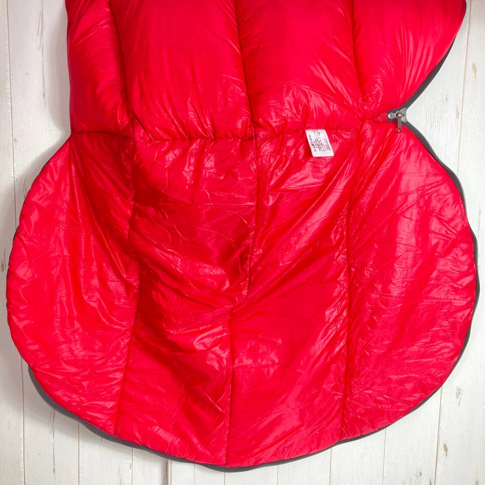 【OneSize ブラック系】 Nanga ( ナンガ ) ペット用シュラフ ドッグ スリーピングバッグ Dog sleeping bag ダウン ダウンシュラフ 寝袋 スリーピングシステム - 【公式】2ndGEAR（セカンドギア）Webショップ【登山用品・アウトドア用品専門 買取販売店】