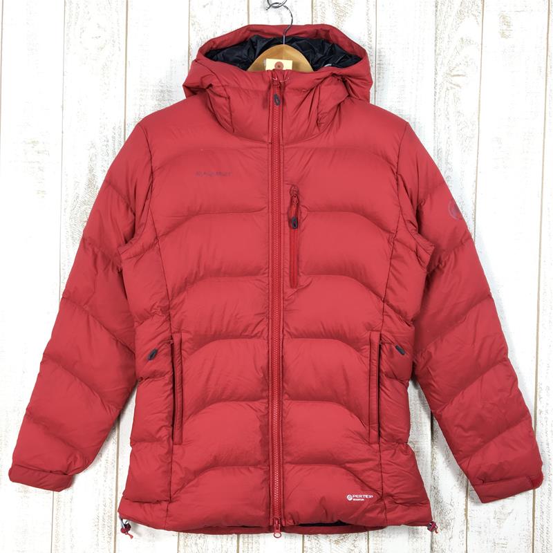 【Women's S レッド系】 Mammut ( マムート ) エクセロン インサレーション フーデッド ジャケット Xeron In Hooded Jacket 750Fp+ ダウン フーディ パーカー 1013-00710 Women's  ダウンインサレーショ