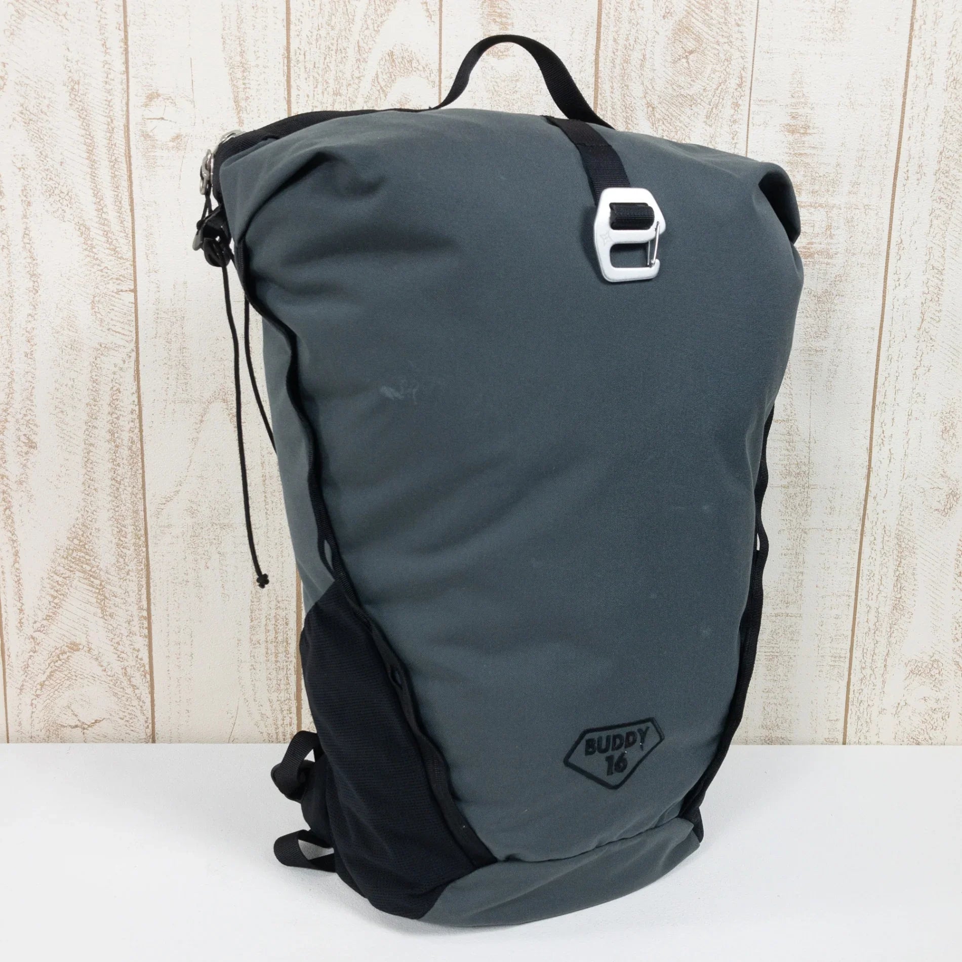 【OneSize グレー系】 Paago Works ( パーゴワークス ) バディ 16 Buddy 16 Urban Gray バッグ ストレージ バックパック デイパック 容量【～29L】 z00051336 Urban Gray デイパック 容量【～29L - 【公式】2ndGEAR（セカンドギア）Webショップ【登山用品・アウトドア用品専門 買取販売店】