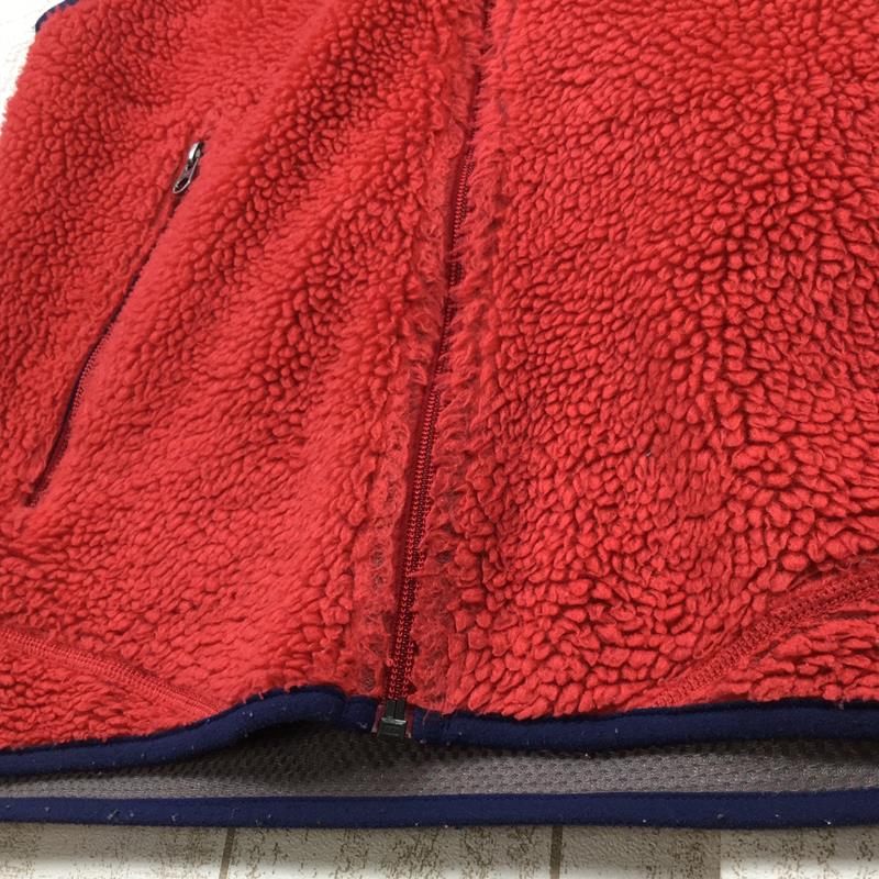 【MEN's S】 パタゴニア クラシック レトロX ベスト CLASSIC RETRO-X VEST レッドデリシャス PATAGONIA 23047 RDS RED DELICIOUS レッド系