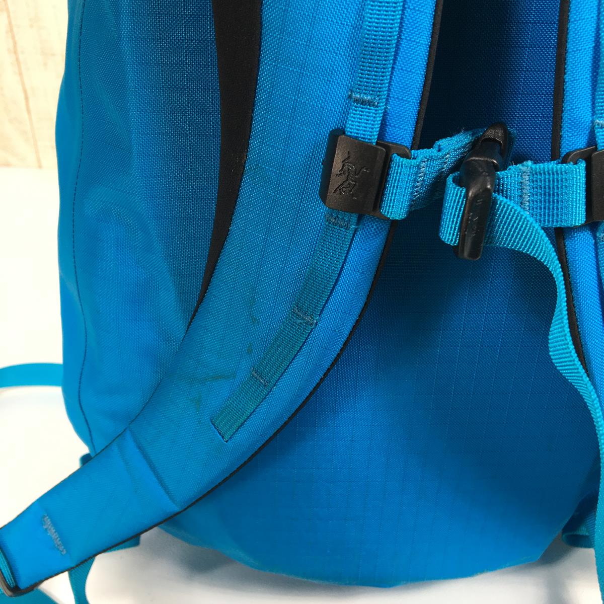 M】 アークテリクス アルファ FL 30 Alpha FL 30 バックパック デイパック 防水 ARCTERYX 18678 ブルー系 –  【公式】2ndGEAR（セカンドギア）Webショップ【登山用品・アウトドア用品専門 買取販売店】