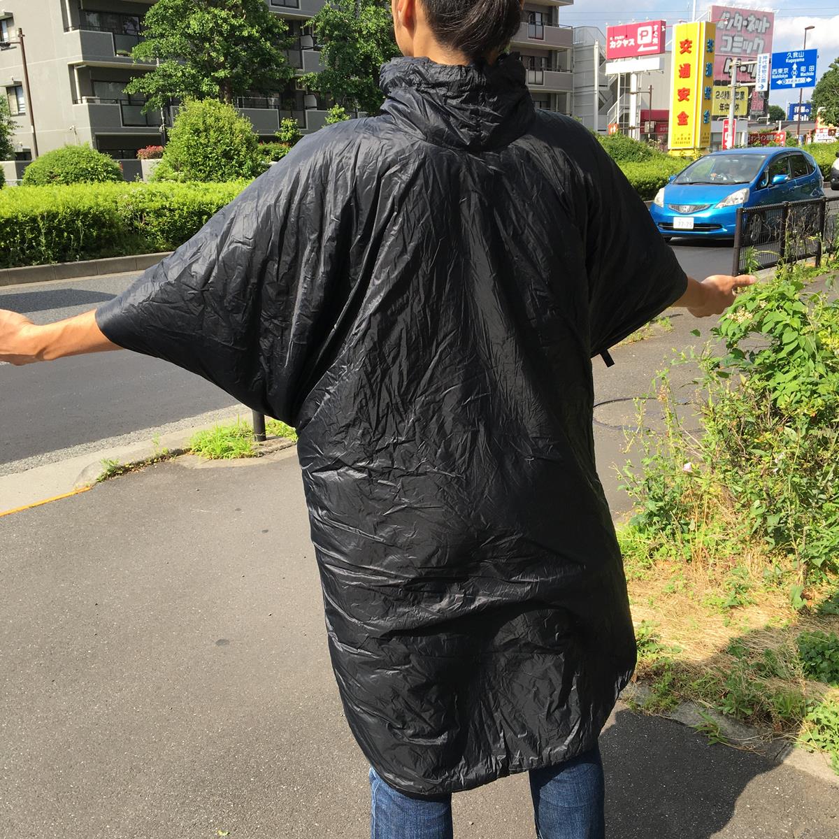 Astucas（アストゥカス） セストラルズ ポンチョ エイペックス100 スカイハイマウンテンワークス スペシャルエディション Sestrals  Poncho APEX100 SHMW Special Edition 化繊 インサレーション ブランケット キルト 簡易シュラフ 生産終了モデル  ...