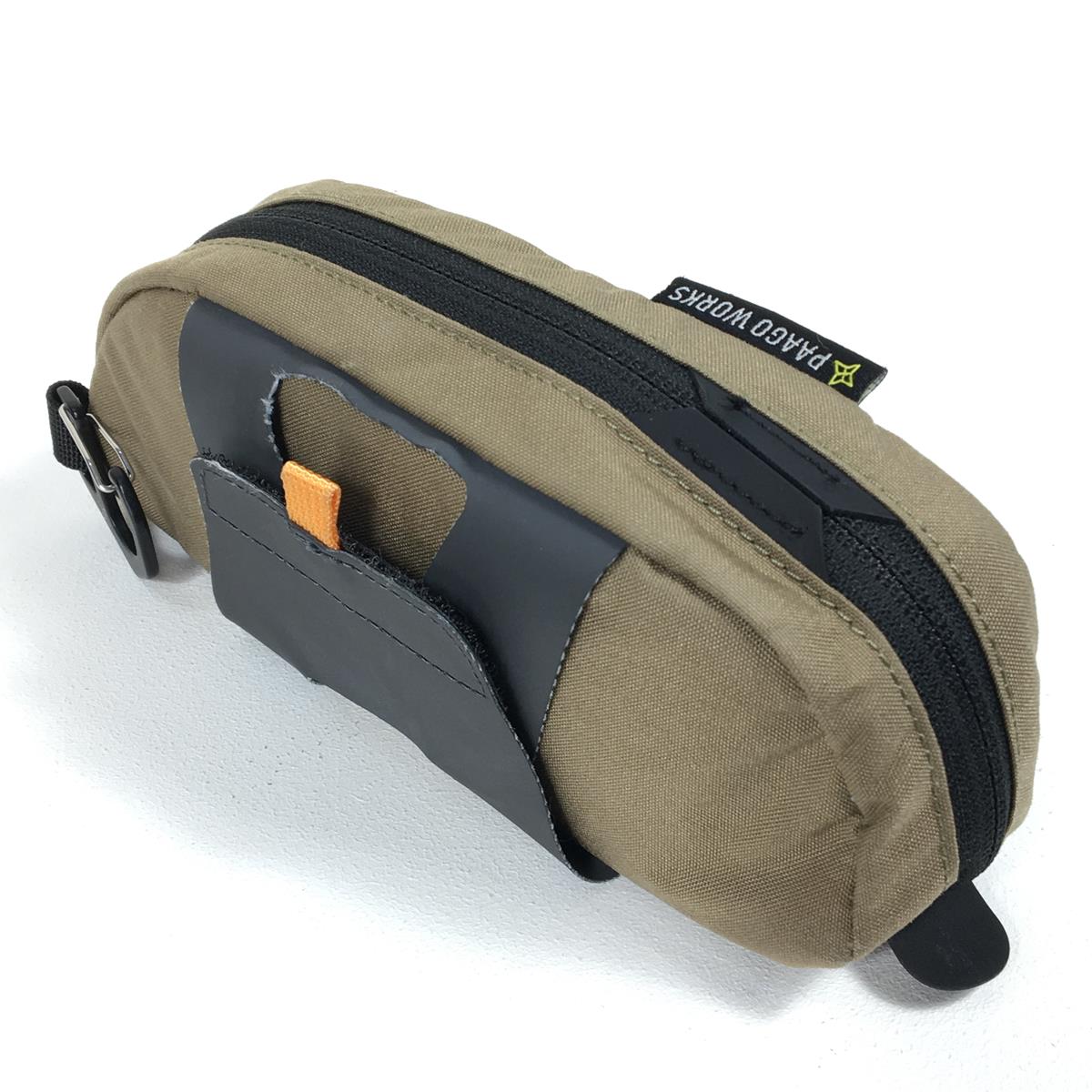 PAAGO WORKS Snap Pouch DBE Dark Beige –  【公式】2ndGEAR（セカンドギア）Webショップ【登山用品・アウトドア用品専門 買取販売店】