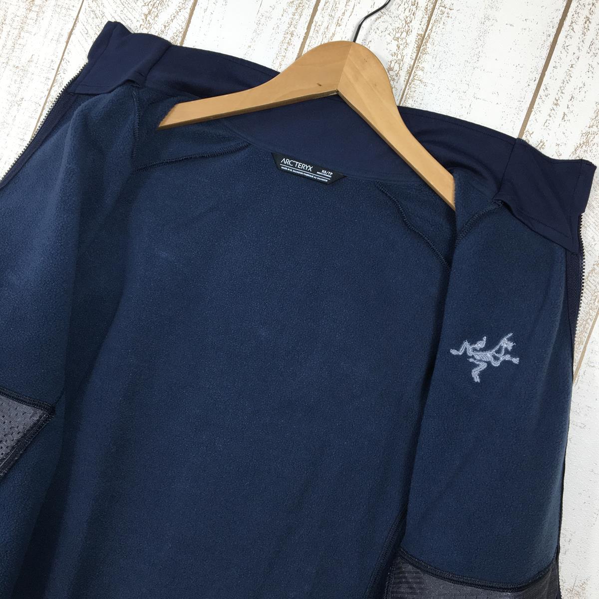 【MEN's XS】 アークテリクス カイヤナイト AR ジャケット Kyanite AR Jacket フリース ARCTERYX 27966/L07978700 24895 Black Sapphire ネイビー系