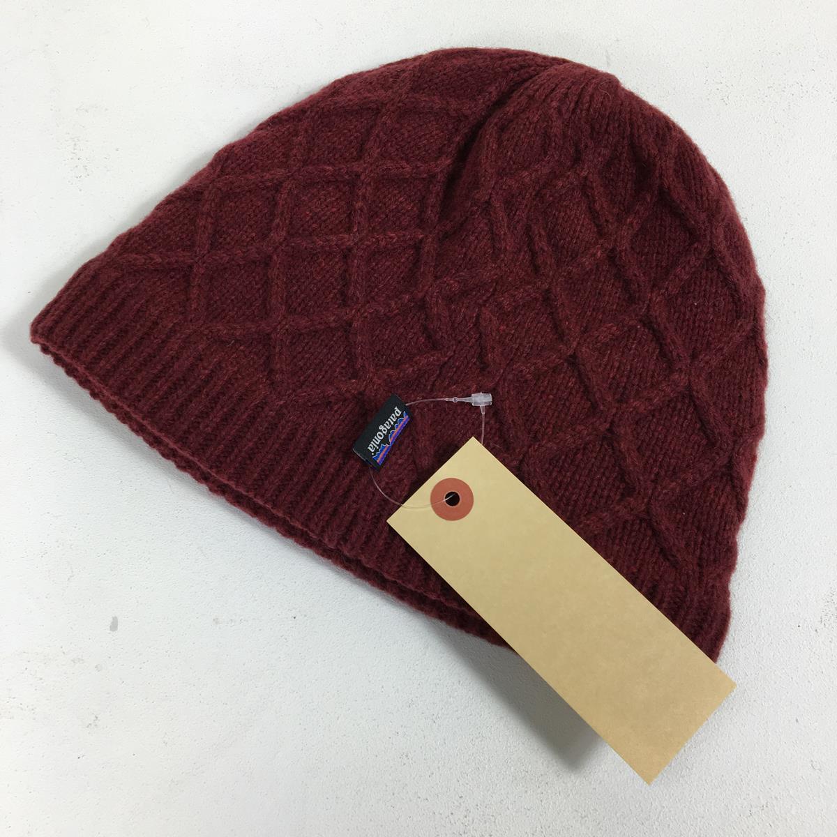 【WOMEN's One】 パタゴニア ハニカム ニット ビーニー Honeycomb Knit Beanie リサイクルウーツ PATAGONIA 28996 WAX Wax Red レッド系