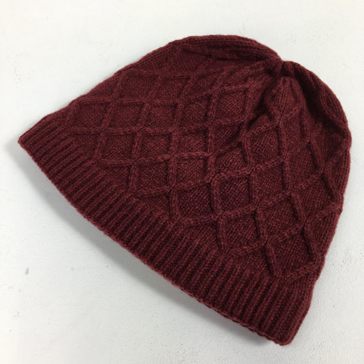 【WOMEN's One】 パタゴニア ハニカム ニット ビーニー Honeycomb Knit Beanie リサイクルウーツ PATAGONIA 28996 WAX Wax Red レッド系