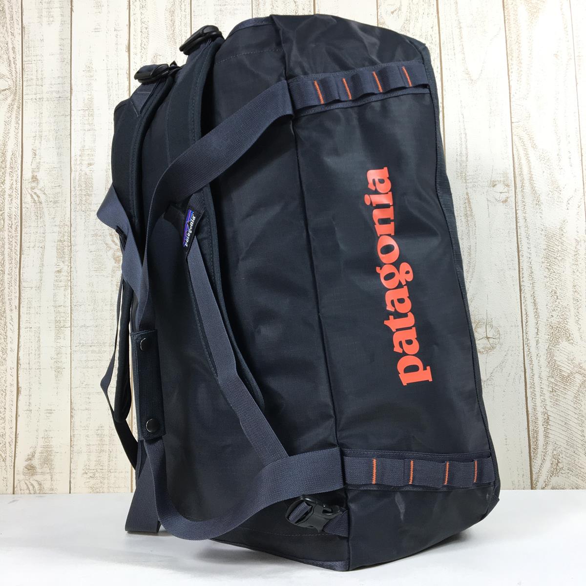 パタゴニア ブラックホール ダッフル 55L Black Hole Duffel 55L ダッフルバッグ ボストンバッグ バックパック PATAGONIA 49343 SMDB Smolder Blue ネイビー系