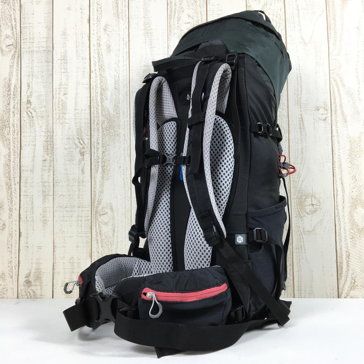 【WOMEN's One】 ドイター エアコンタクト ライト 30+5 スリム Aircontact Lite 30+5 SL ACT バックパック DEUTER D4340018 グレー系