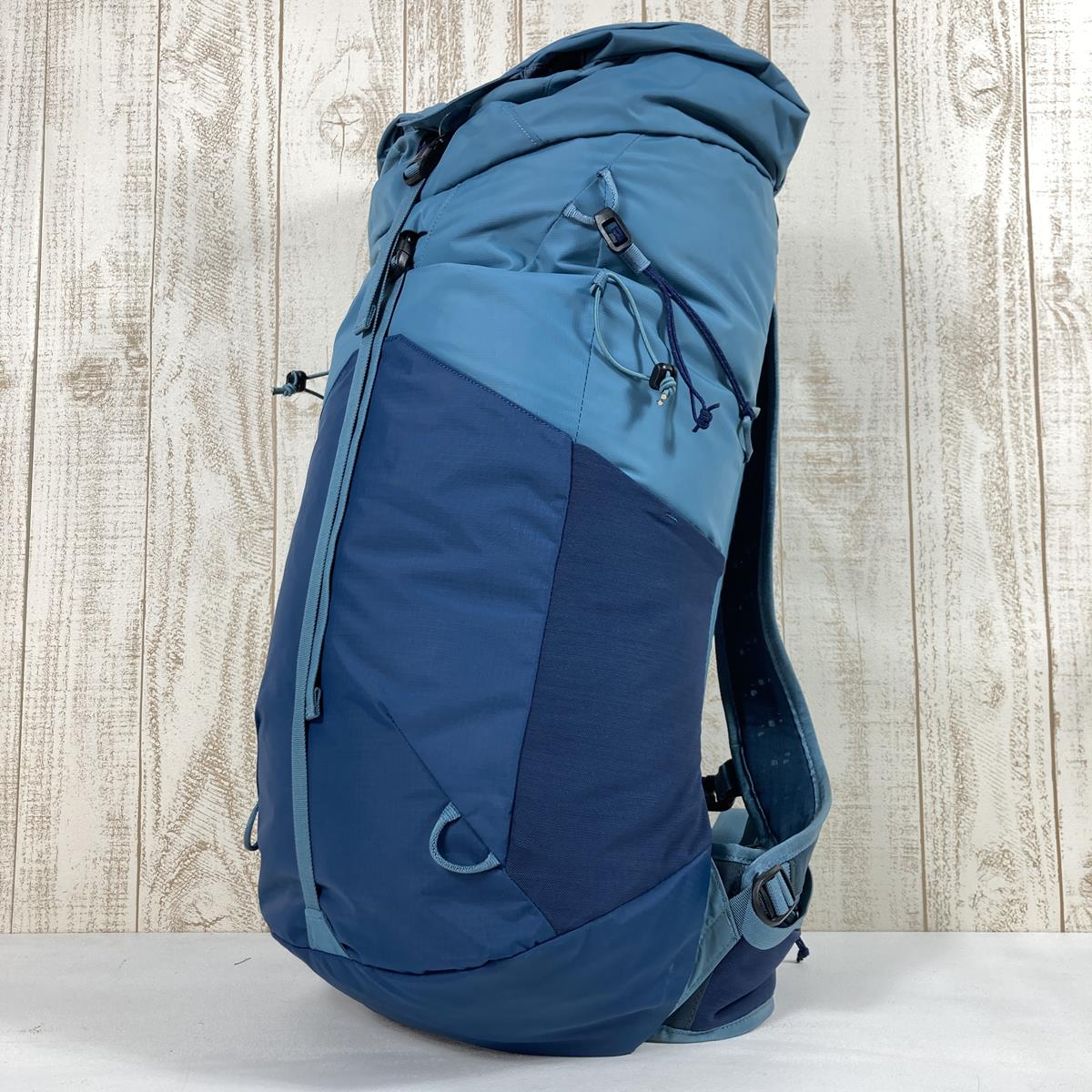 【L/XL】 パタゴニア テラヴィア パック 28L Terravia Pack 28L バックパック デイパック（アルトヴィア パック 28L） PATAGONIA 48910 ABB ブルー系