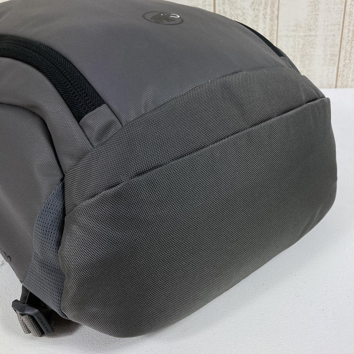 マムート セオンシャトル22 Seon Shuttle 22 バックパック デイパック トラベルバッグ ビジネスバッグ 22L MAMMUT  2510-03920 granit グレー系