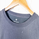Snowpeak Men's Back Printed Logo T-shirt, Size M, Gray. Cotton, Short Sleeve Crew Neck T-shirt, Cotton. z00053