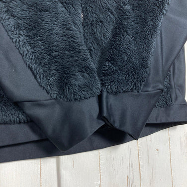 Columbia Mountains Are Calling Fleece Full Zip, Men's Size L (Black). This polyester fleece jacket is perfect for outerwear.