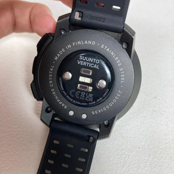 【OneSize ブラック系】 Suunto ( スント ) バーティカル オール ブラック Suunto Vertical All Black デュアルバンドGPS オフラインマップ サファイアクリスタル 電子機器 精密機器 アウトドアウォッチ 時計 z00061