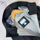 Columbia Cold Spider 3 Jacket (Men's, Size L, Black) - Discontinued and Hard to Find. This nylon outerwear jacket is a collaboration with pro angler Takumi Ito.