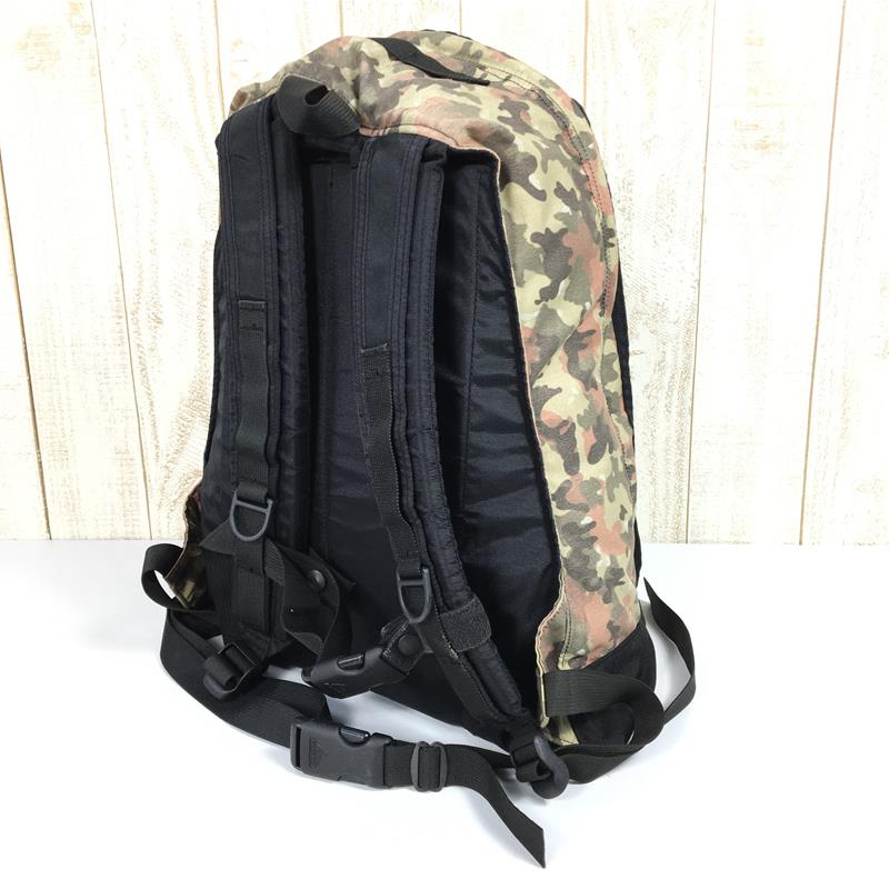 [OneSize 棕色] Gregory 经典日用包 26L 瑞士迷彩 Cordura 尼龙美国制造旧标签银标难以获得瑞士迷彩日用包容量 [~29L] 包