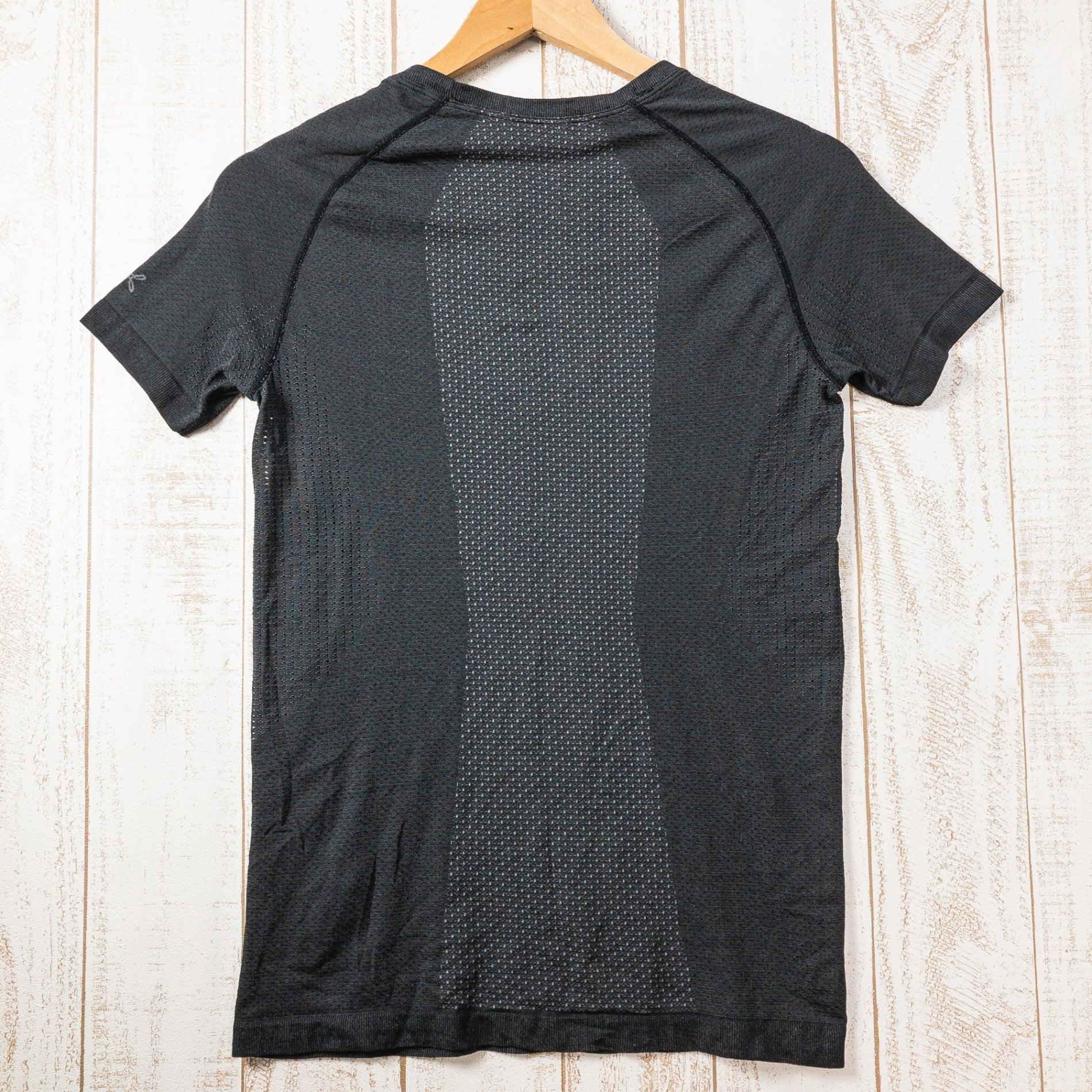 【Men's M/L ブラック系】 Montura ( モンチュラ ) シームレス ウルトラ-L ティーシャツ SEAMLESS ULTRA-L T-SHIRT 1枚 ポリプロピレン ウェア トップス インナー シャツ ショートスリーブTシャツ クルーネック 化繊 z0 - 【公式】2ndGEAR（セカンドギア）Webショップ【登山用品・アウトドア用品専門 買取販売店】