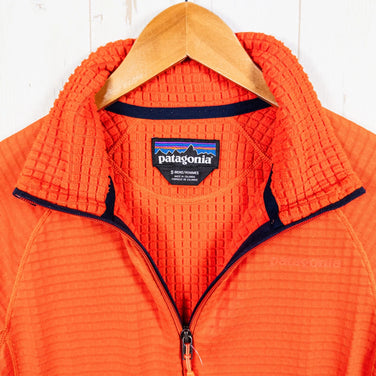 男士小号橙色 2017 Patagonia R1 全拉链夹克，涤纶羊毛外套，带 Polartec Power Dry 功能 (z00053178)