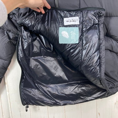 【Men's S ブラック系】 Nanga ( ナンガ ) プルオーバー ダウン ジャケット Pullover Down Jacket 生産終了モデル 入手困難 ネイタルデザイン Natal Design リスト List トリプルネーム コラボ ダウン ウェア ト